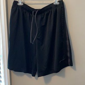 Black men’s Nike shorts